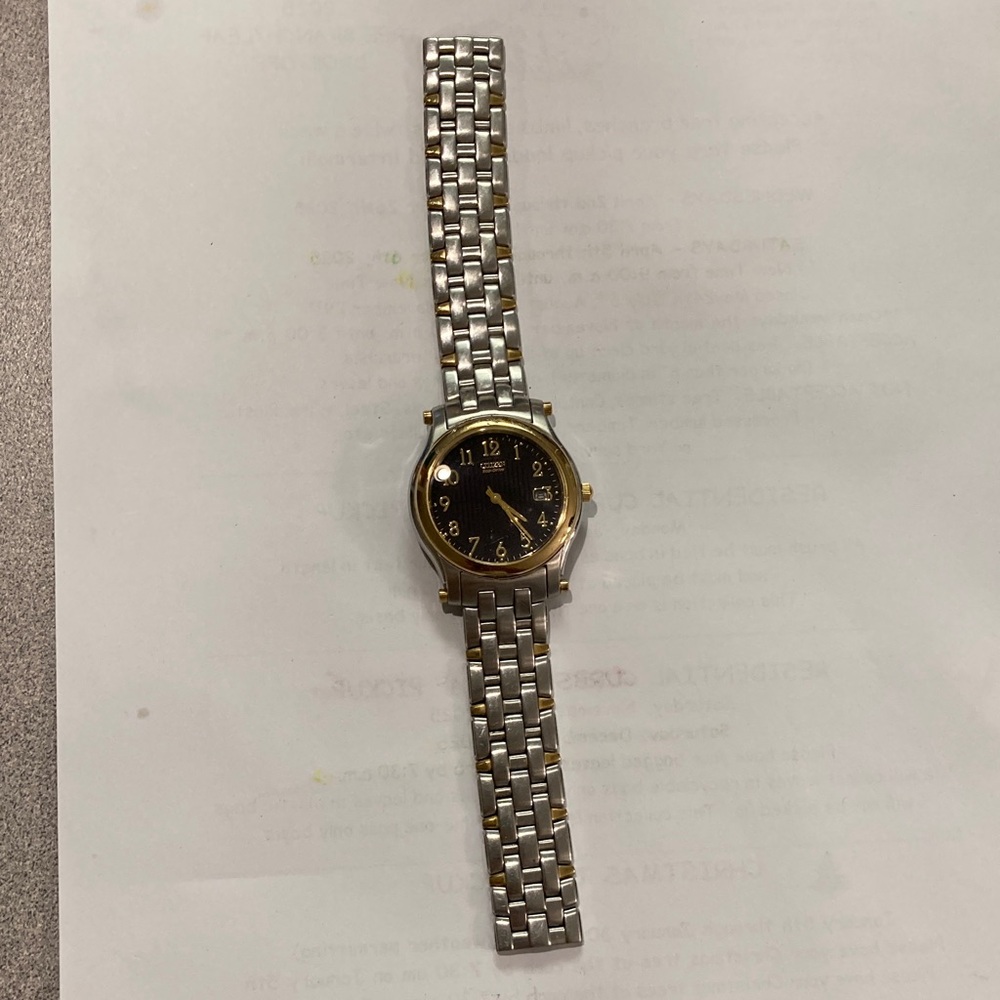 Citizen watch parts lot, black dial w silver & gold case and bracelet, no back